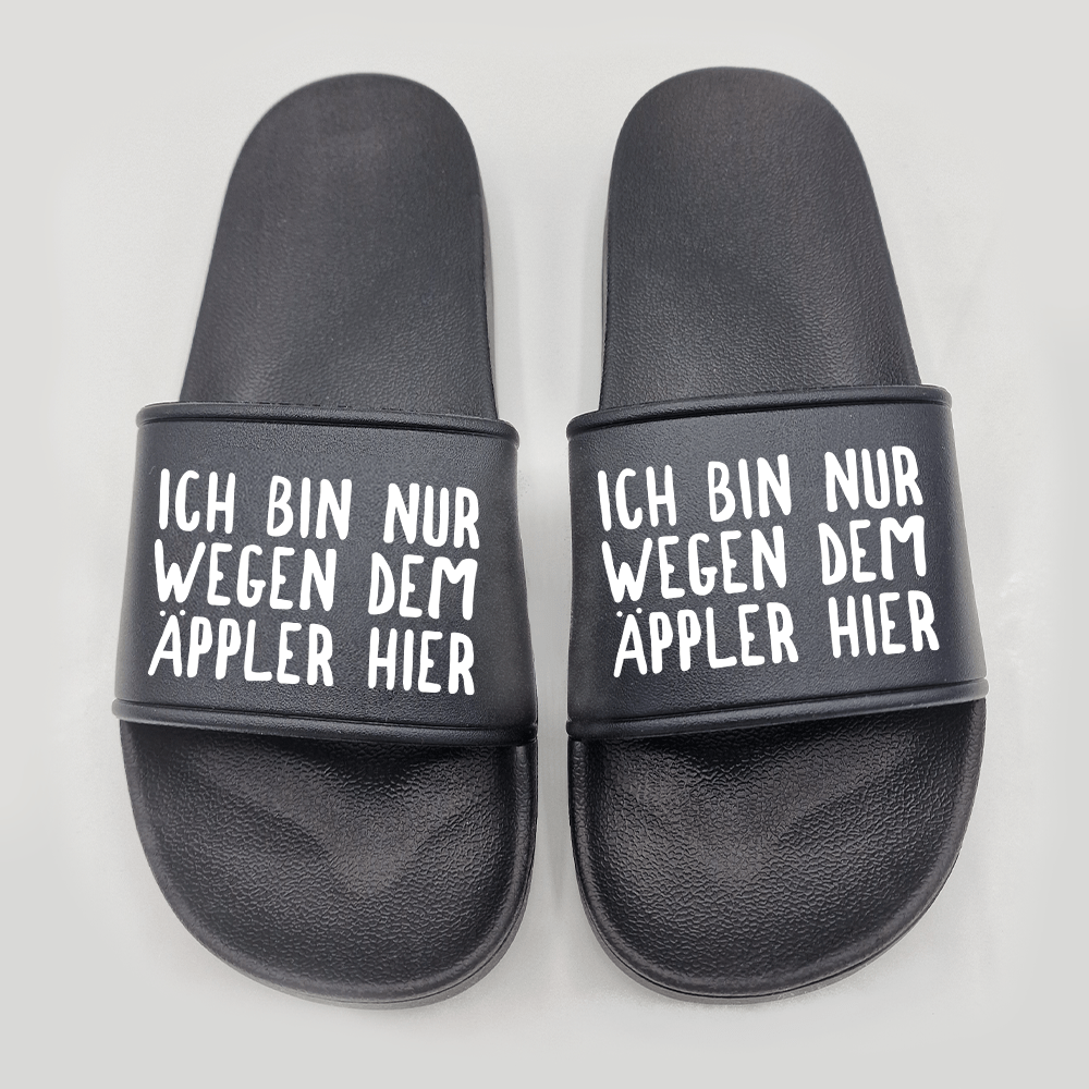 Badeschuhe Ich bin nur wegen dem Äppler hier - Schwarzer - Kaffee